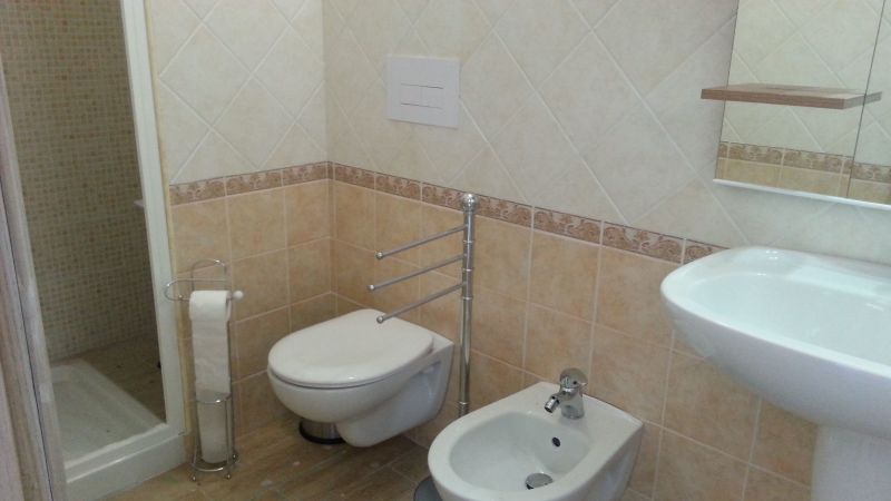 foto 4 Huurhuis van particulieren Isola Rossa appartement Sardini Olbia Tempio (provincie) badkamer