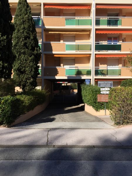 foto 17 Huurhuis van particulieren Bormes Les Mimosas appartement Provence-Alpes-Cte d'Azur Var Parkeerplaats