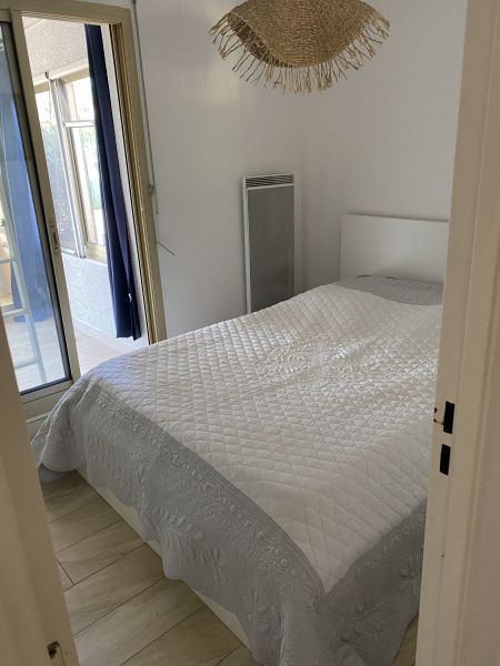 foto 11 Huurhuis van particulieren La Londe-les-Maures appartement Provence-Alpes-Cte d'Azur Var slaapkamer