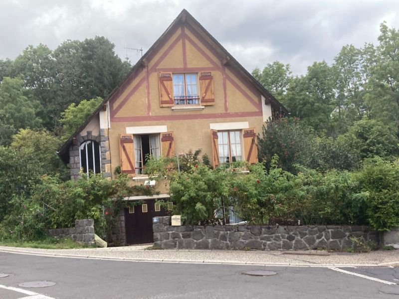 foto 0 Huurhuis van particulieren Besse et Saint Anastaise gite Auvergne Puy-de-Dme Het aanzicht van de woning