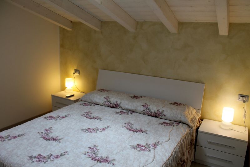 foto 7 Huurhuis van particulieren Parzanica appartement Lombardije  slaapkamer 1