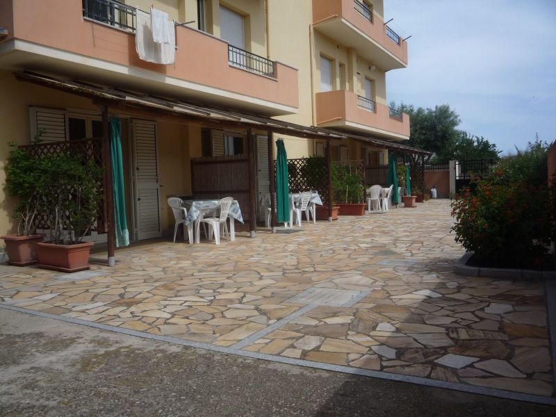 foto 16 Huurhuis van particulieren Villasimius appartement Sardini Cagliari (provincie) Binnenplaats