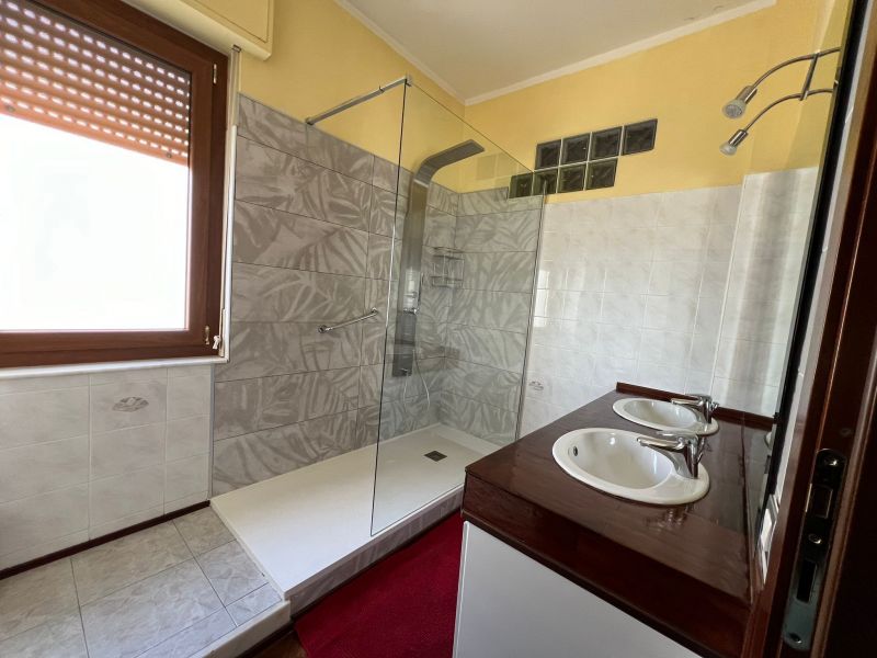 foto 4 Huurhuis van particulieren Porto Torres appartement Sardini Sassari (provincie) badkamer