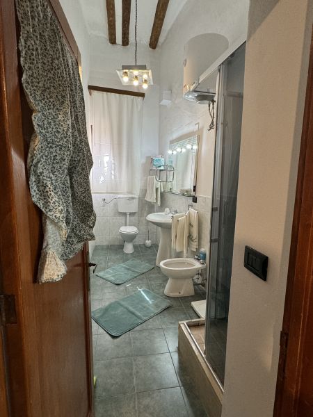 foto 11 Huurhuis van particulieren Castellammare del Golfo appartement Sicili Trapani (provincie) badkamer
