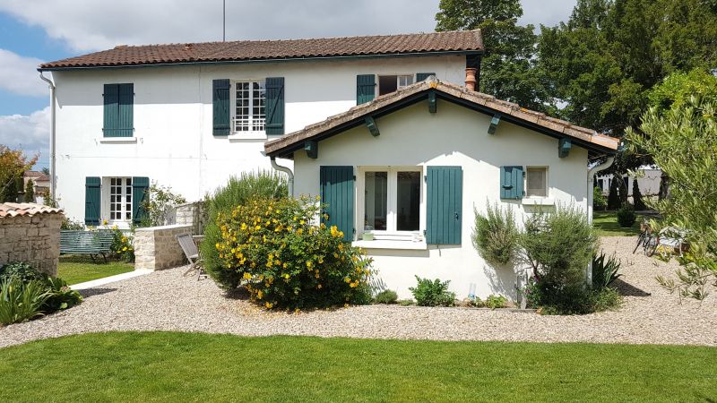 foto 3 Huurhuis van particulieren Surgres villa Poitou-Charentes Charente-Maritime Tuin