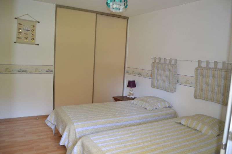 foto 5 Huurhuis van particulieren Locmariaquer appartement Bretagne Morbihan slaapkamer