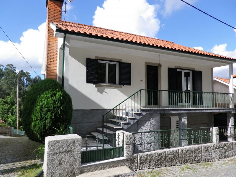foto 2 Huurhuis van particulieren Celorico de Basto maison Entre Douro e Minho  Het aanzicht van de woning