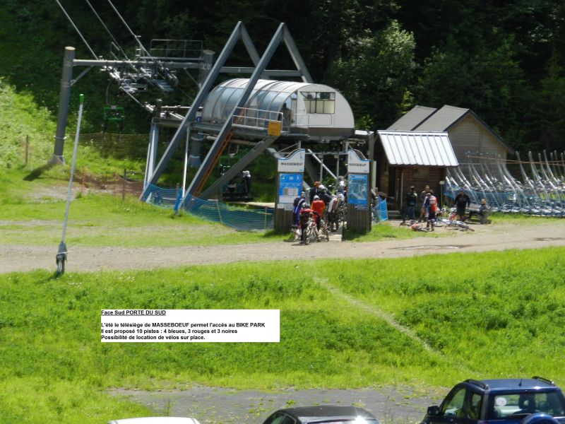 foto 16 Huurhuis van particulieren Le Lioran studio Auvergne Cantal Uitzicht vanaf het balkon