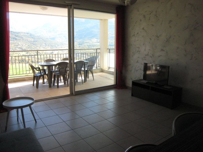 foto 7 Huurhuis van particulieren Embrun appartement Provence-Alpes-Cte d'Azur Hautes-Alpes Woonkamer