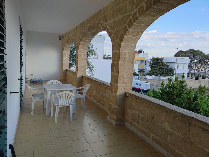 foto 1 Huurhuis van particulieren Ugento - Torre San Giovanni appartement   Uitzicht vanaf het balkon