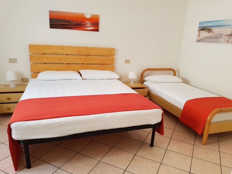 foto 6 Huurhuis van particulieren Marotta appartement Marken Pesaro Urbino (provincie) slaapkamer 2