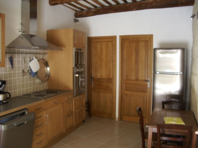 foto 6 Huurhuis van particulieren Uzs maison Languedoc-Roussillon Gard Gesloten keuken