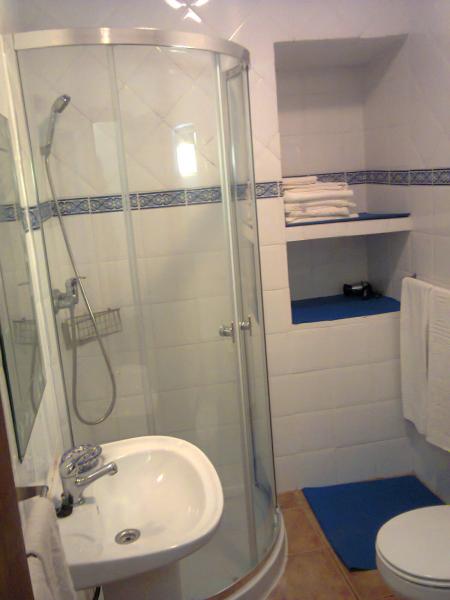 foto 9 Huurhuis van particulieren Loul maison Algarve  badkamer