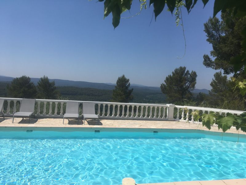 foto 5 Huurhuis van particulieren Entrecasteaux villa Provence-Alpes-Cte d'Azur Var Het aanzicht van de woning