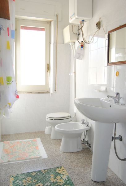 foto 7 Huurhuis van particulieren Orosei appartement   badkamer