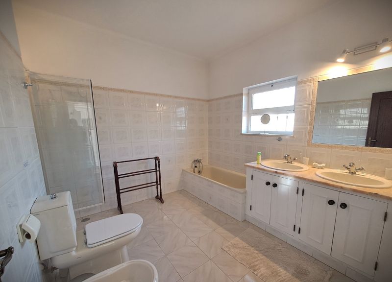 foto 12 Huurhuis van particulieren Silves maison Algarve  badkamer