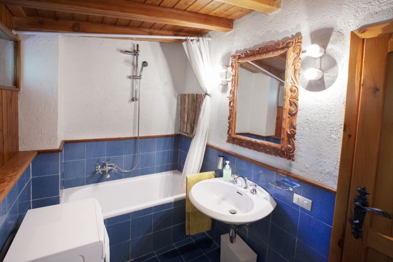 foto 10 Huurhuis van particulieren Courmayeur appartement Val-dAosta Aosta (provincie) badkamer
