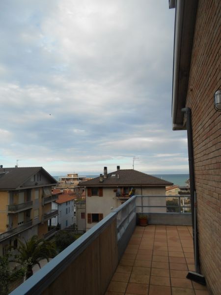 foto 11 Huurhuis van particulieren Cupra Marittima appartement Marken Ascoli Piceno (provincie) Balkon 1