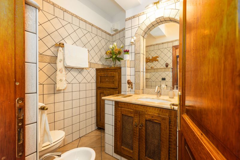 foto 5 Huurhuis van particulieren Baunei appartement Sardini Ogliastra (provincie) badkamer 1