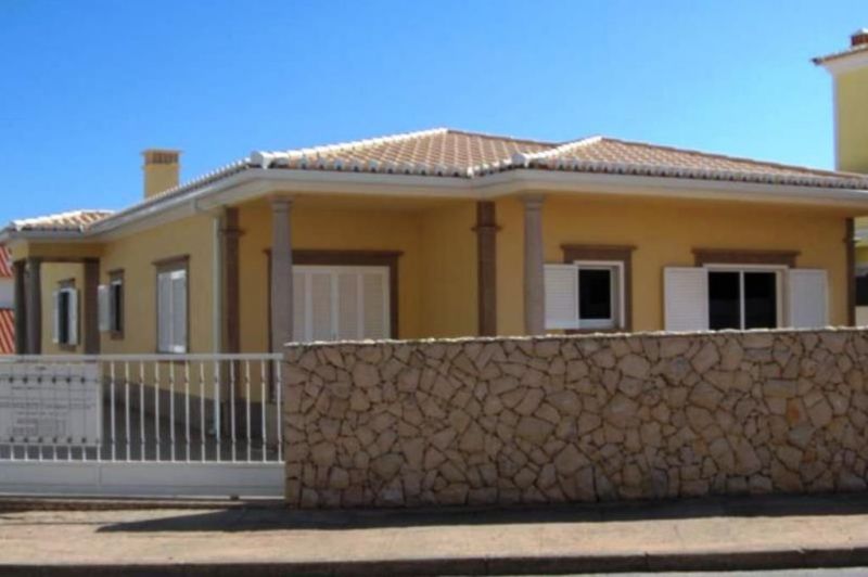 foto 1 Huurhuis van particulieren Portimo villa Algarve  Het aanzicht van de woning