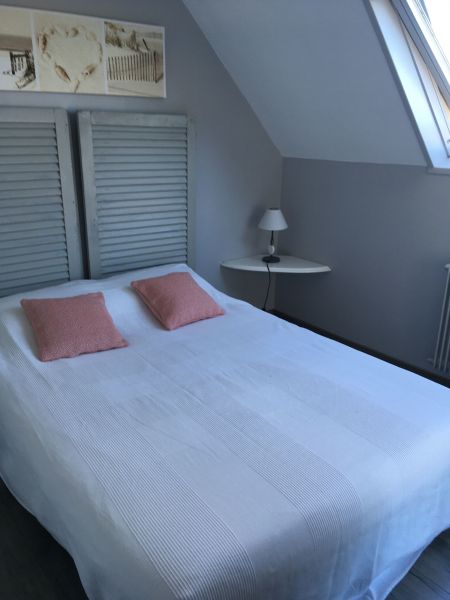 foto 15 Huurhuis van particulieren Luc sur Mer appartement Basse-Normandie Calvados slaapkamer 1