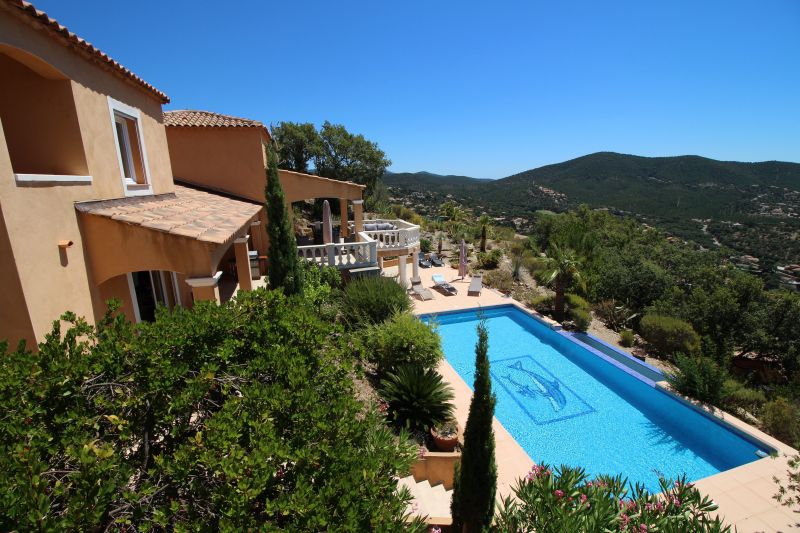 foto 4 Huurhuis van particulieren La Londe-les-Maures villa Provence-Alpes-Cte d'Azur Var Het aanzicht van de woning