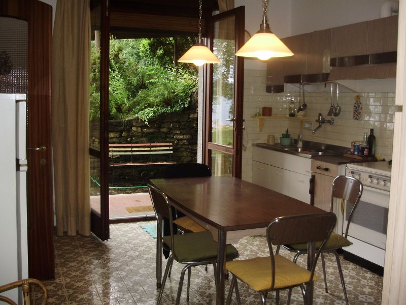 foto 5 Huurhuis van particulieren Maccagno appartement Lombardije Varese (provincie) Gesloten keuken