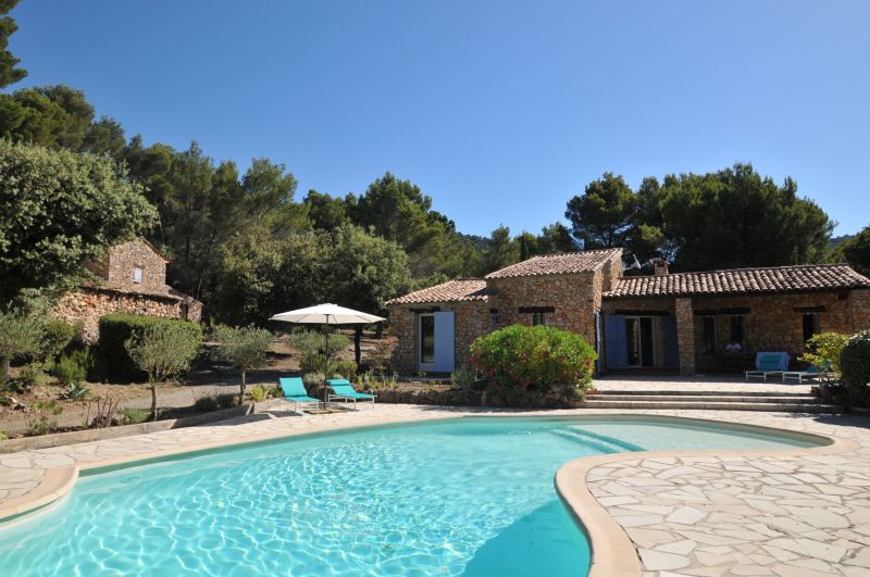 foto 0 Huurhuis van particulieren Aups villa Provence-Alpes-Cte d'Azur Var Het aanzicht van de woning